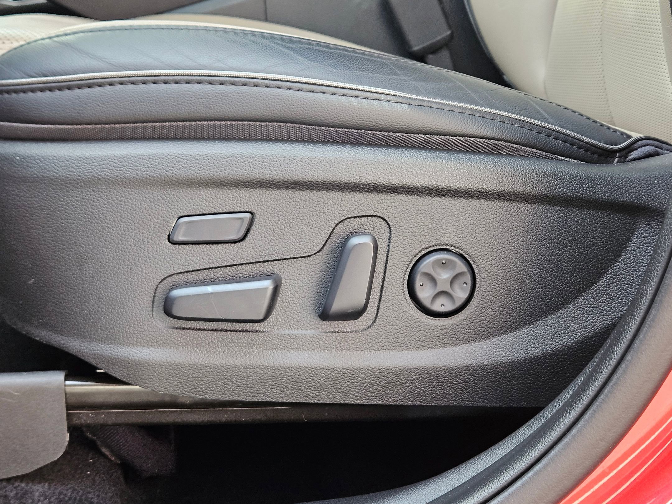 Used 2022 Hyundai Santa Fe Limited image 20