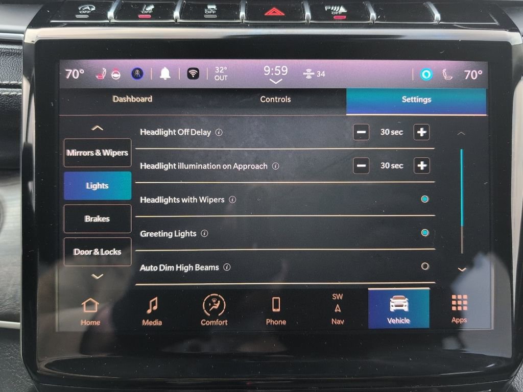 Used 2023 Jeep Grand Cherokee Limited w/ Luxury Tech Group II image 55