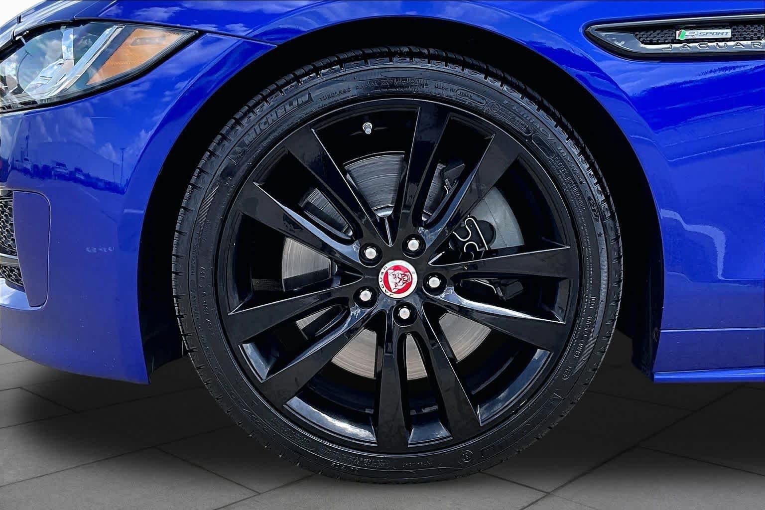 Used 2017 Jaguar XE R-Sport RWD image 11