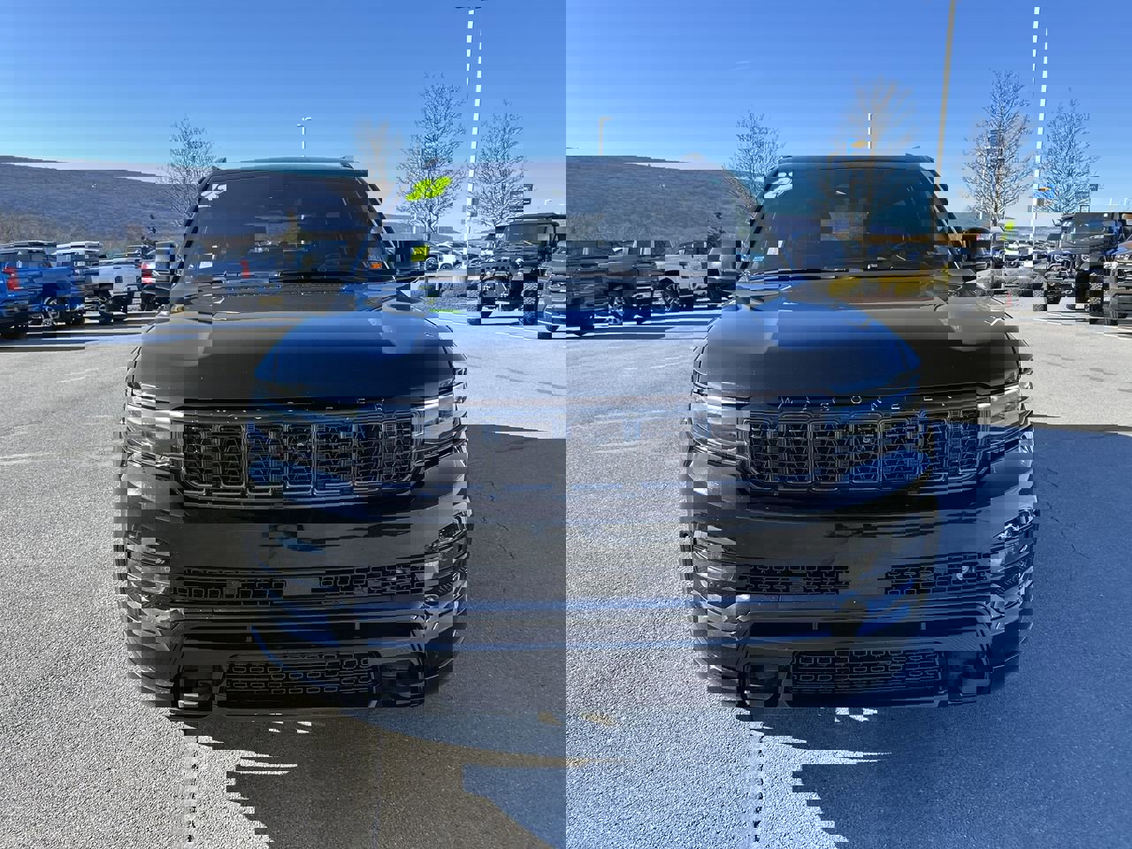 Used 2023 Jeep Grand Wagoneer L Series III w/ Rear Seat Video Group 1 image 2