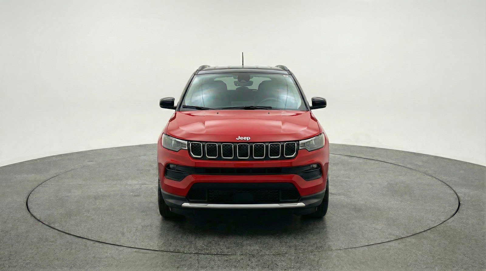 Used 2025 Jeep Compass Limited image 2