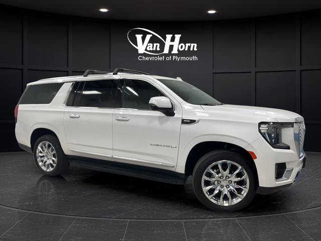 Used 2024 GMC Yukon XL Denali AWD/4WD image 1