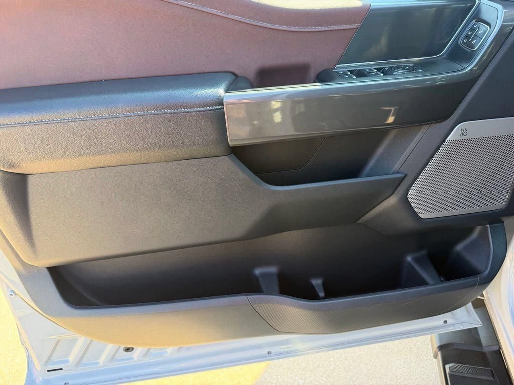 Used 2023 Ford F150 Lariat AWD/4WD image 12