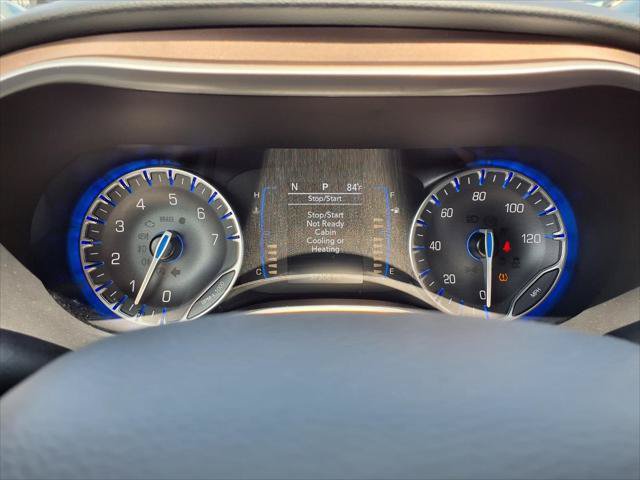 Certified 2023 Chrysler Voyager LX FWD image 15
