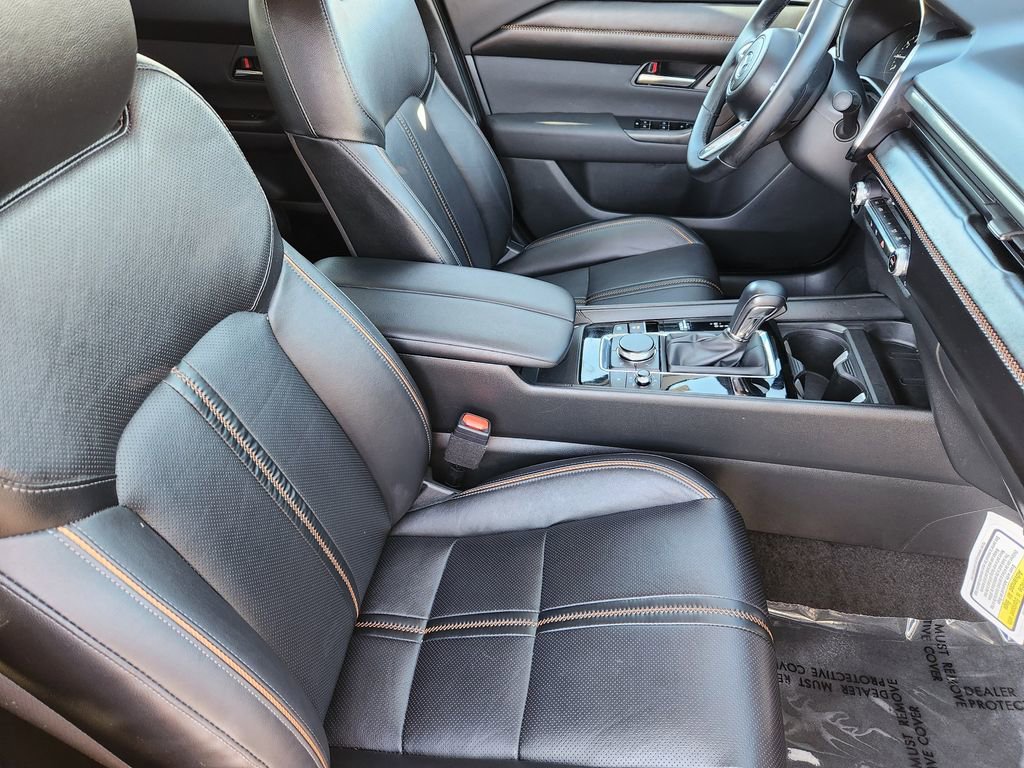 Certified 2025 MAZDA CX-50 AWD 2.5 S w/ Cargo Package image 5