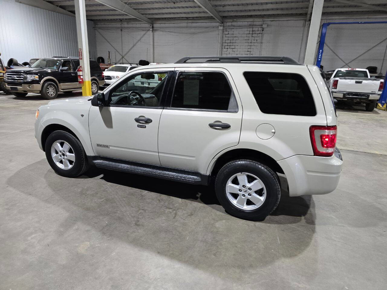 Used 2008 Ford Escape XLT image 5