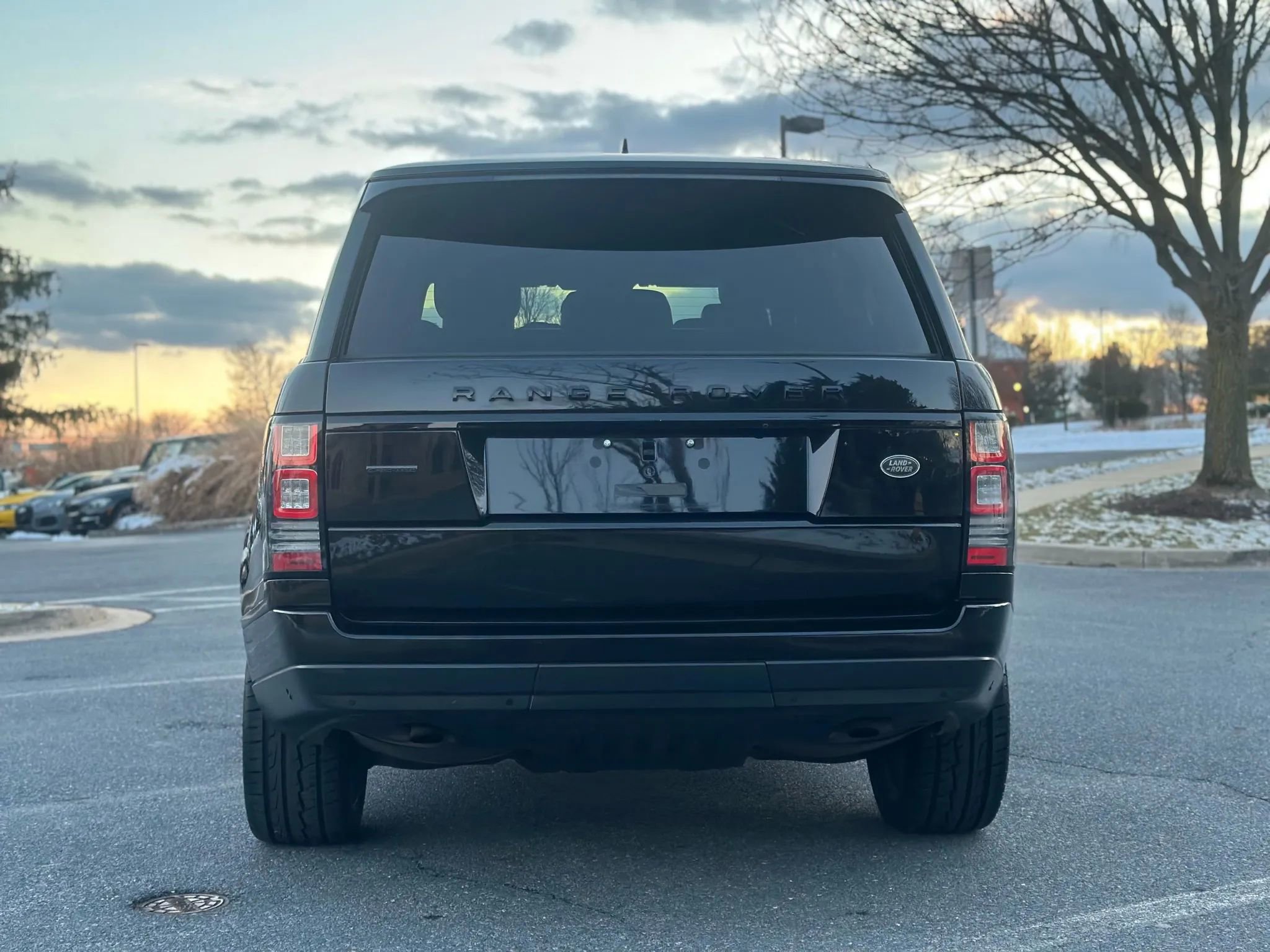 Used 2015 Land Rover Range Rover Supercharged image 16