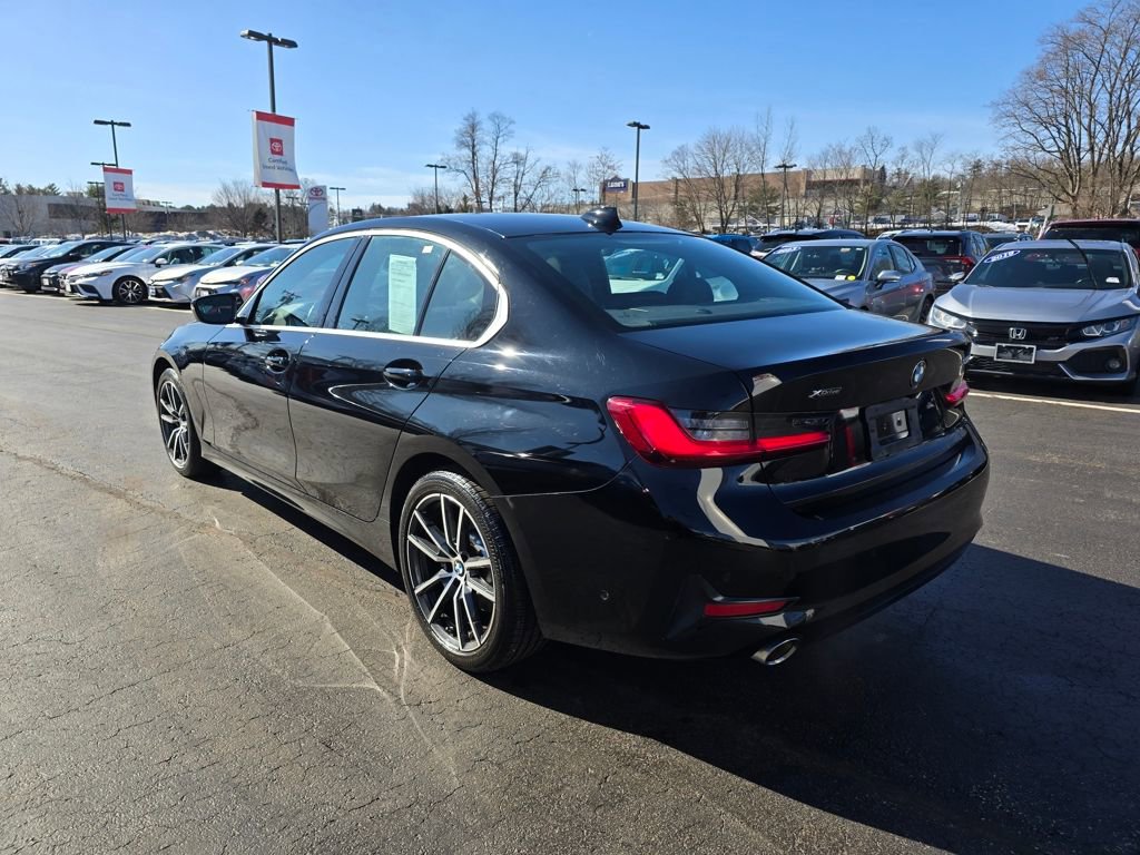 Used 2021 BMW 330i xDrive Sedan w/ Premium Package image 6