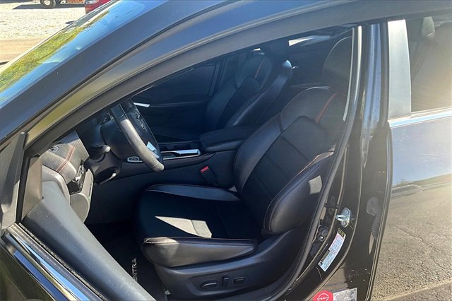 Used 2024 Nissan Sentra SR w/ SR Premium Package image 27