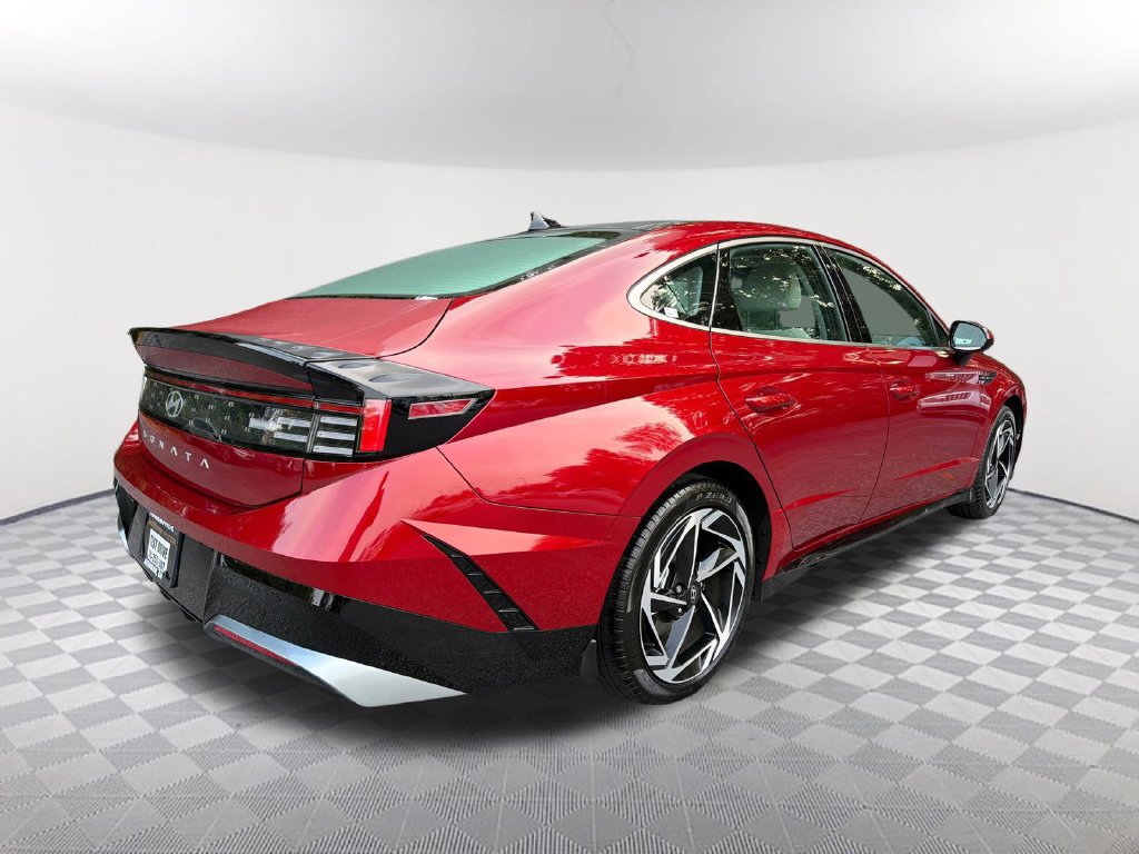 Used 2025 Hyundai Sonata SEL FWD image 5