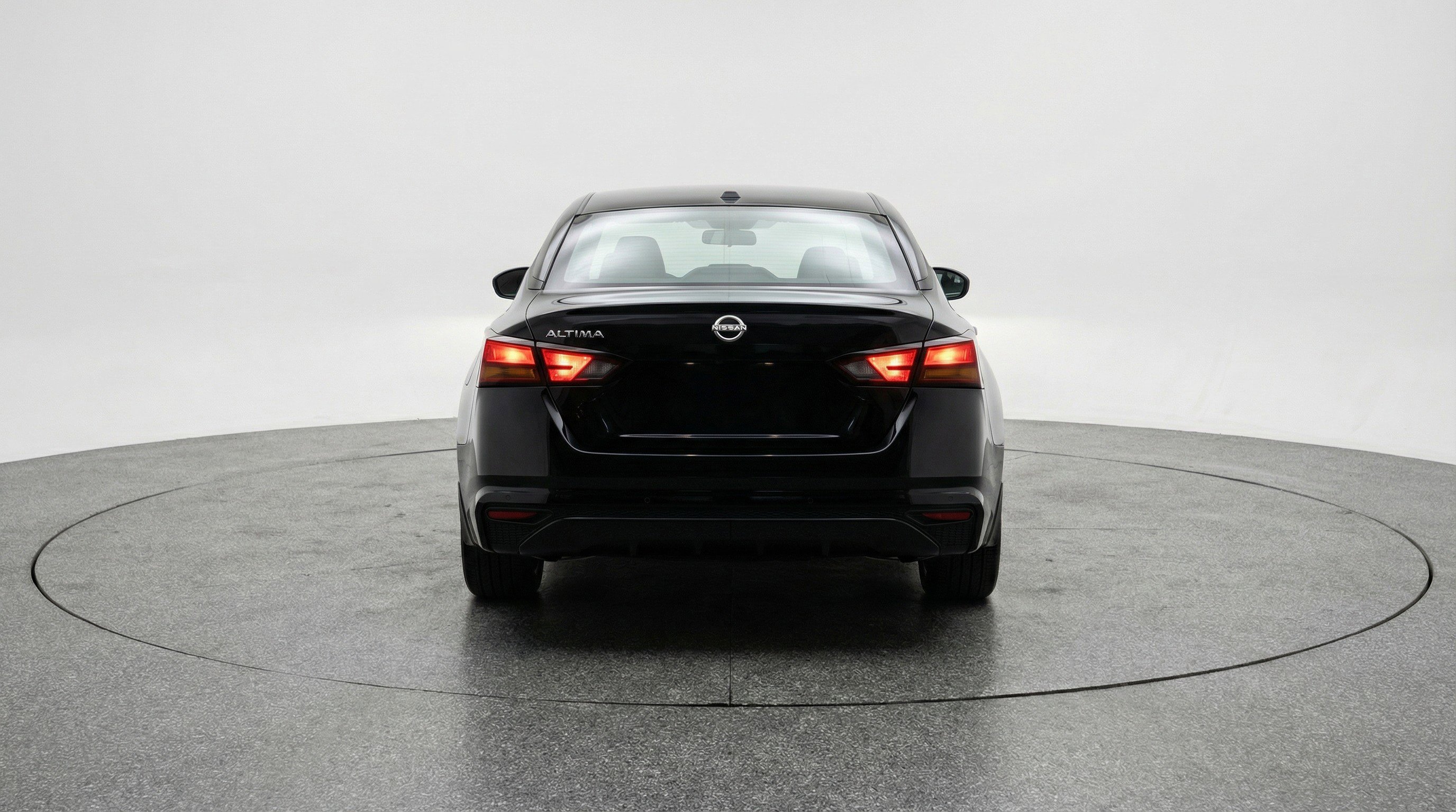 Used 2025 Nissan Altima 2.5 SV image 7