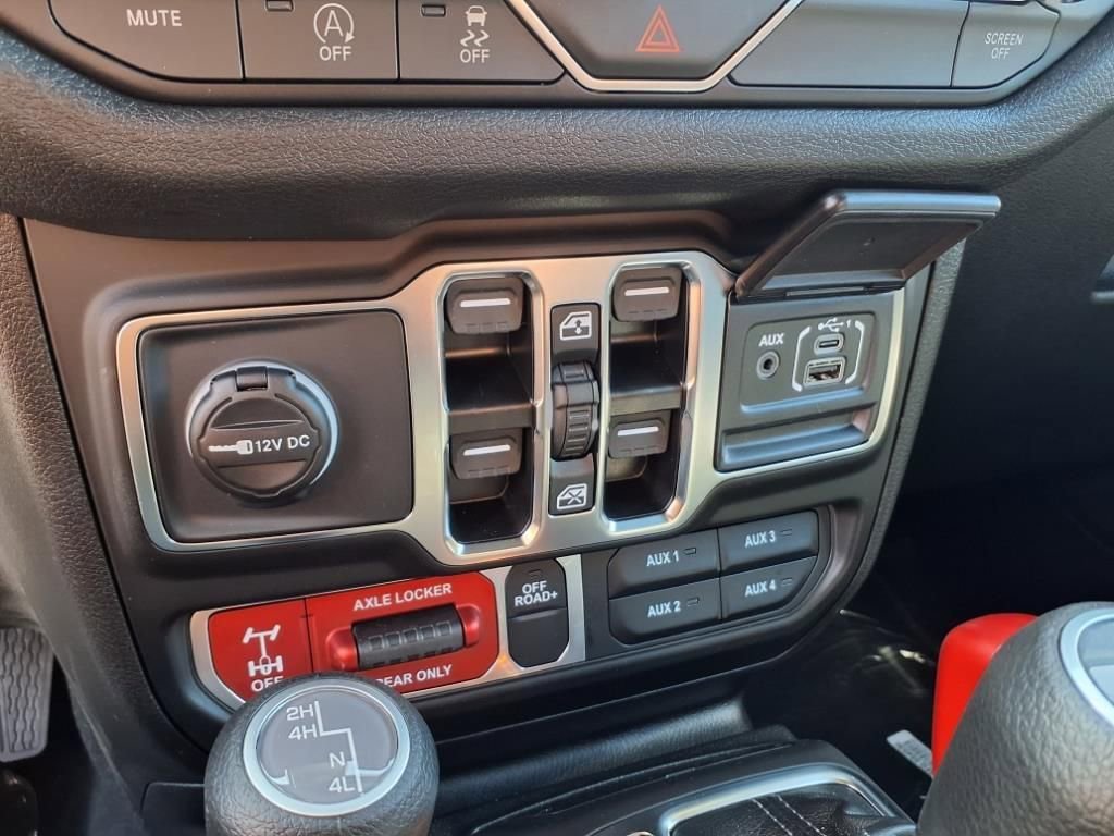 New 2025 Jeep Wrangler Willys image 8