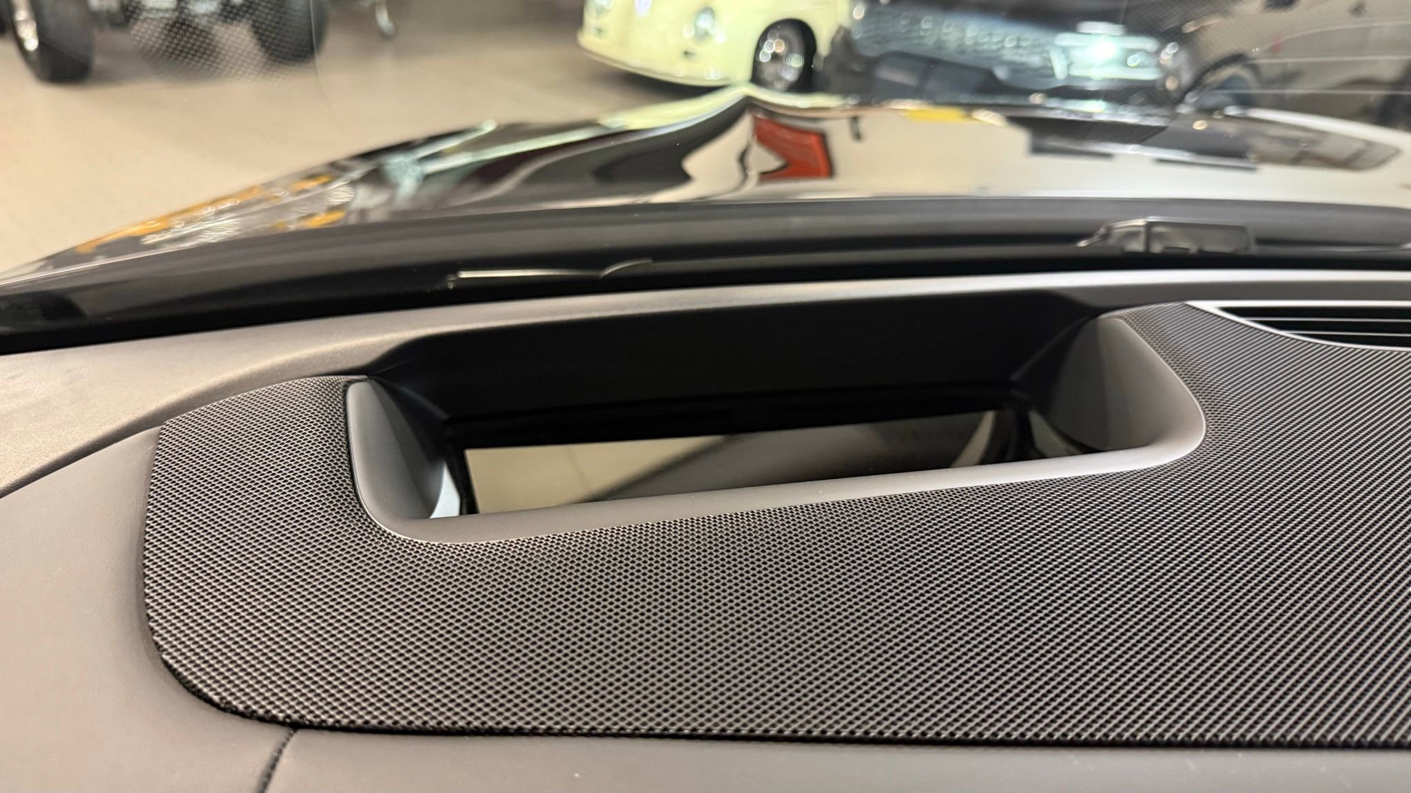 Used 2024 Mercedes-Benz GLS 63 AMG 4MATIC image 31