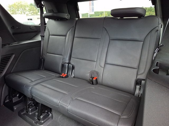 Used 2024 Chevrolet Tahoe Z71 w/ Z71 Off-Road Package AWD/4WD image 14