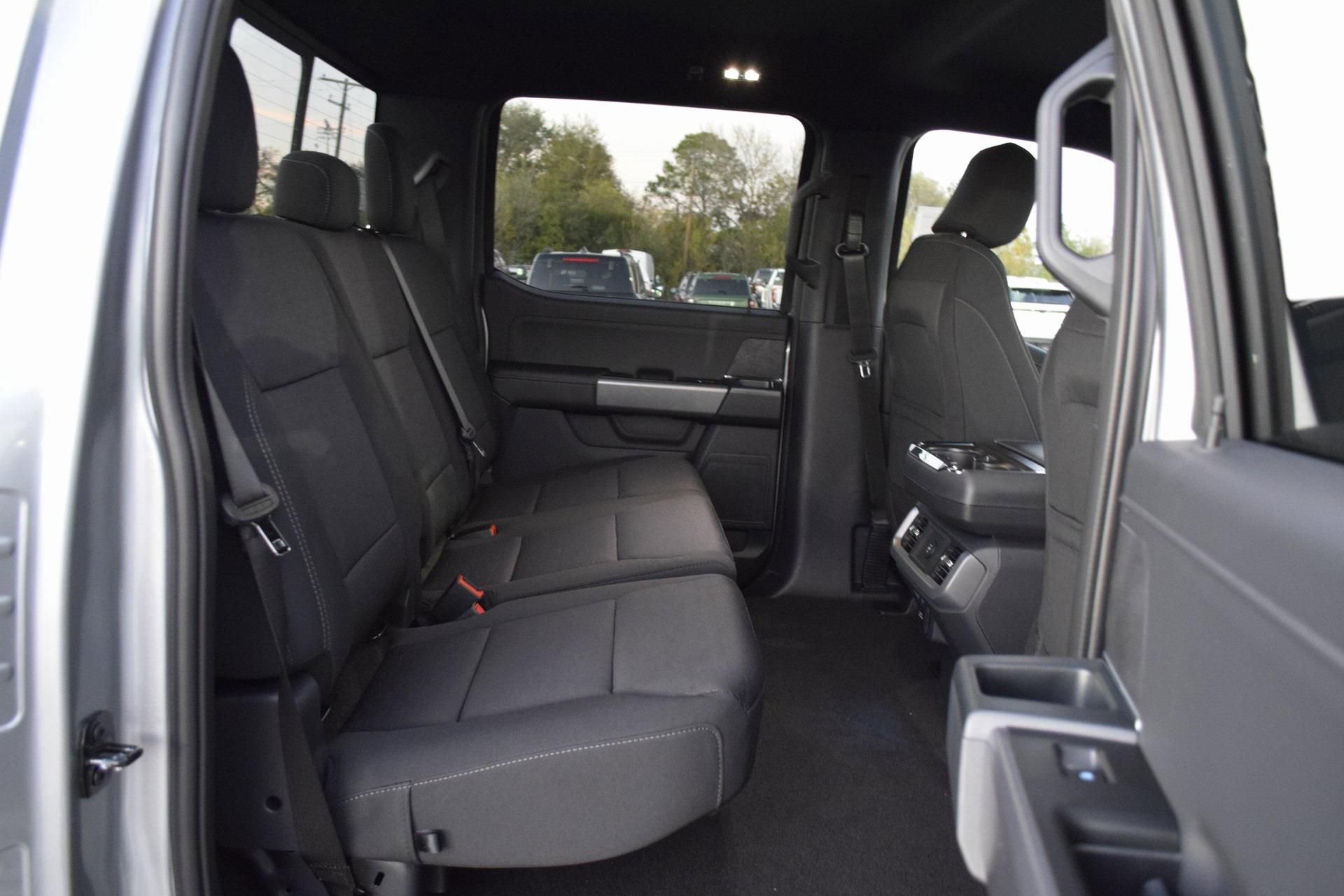 New 2026 Ford F150 XLT w/ Equipment Group 302A MID AWD/4WD image 22