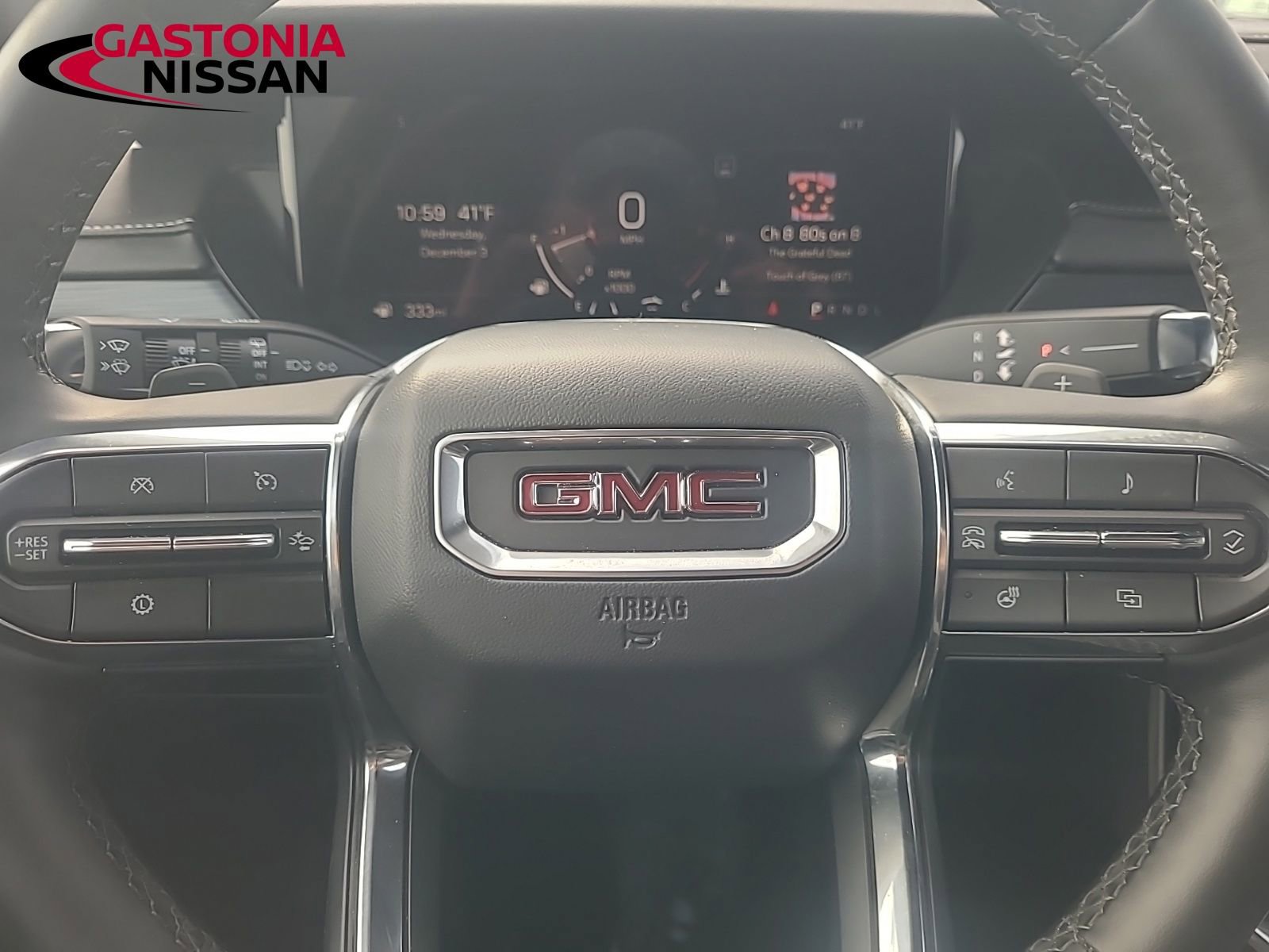 Used 2025 GMC Acadia Elevation image 32