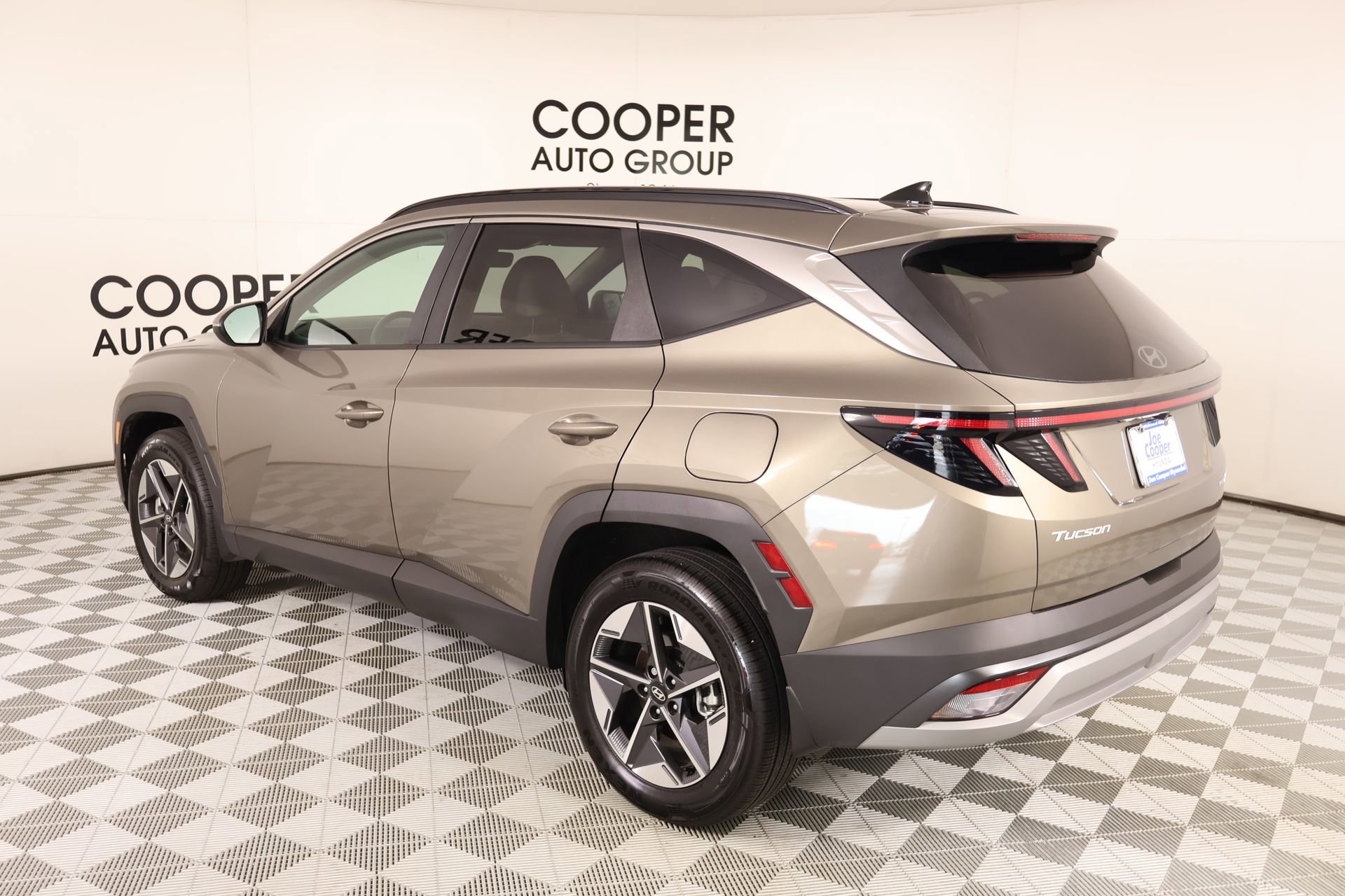 Certified 2025 Hyundai Tucson SEL AWD/4WD image 22