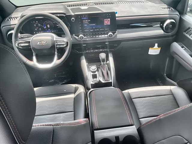 New 2025 Chevrolet Colorado Z71 w/ Midnight Edition AWD/4WD image 15