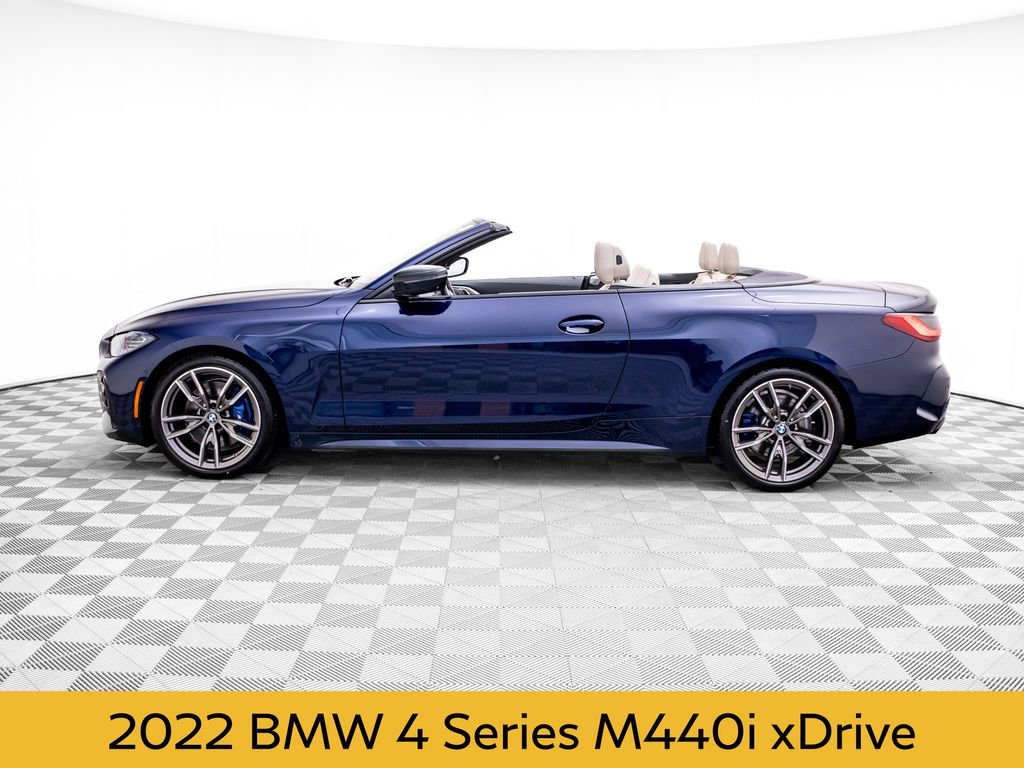 Used 2022 BMW 440i xDrive Convertible image 2