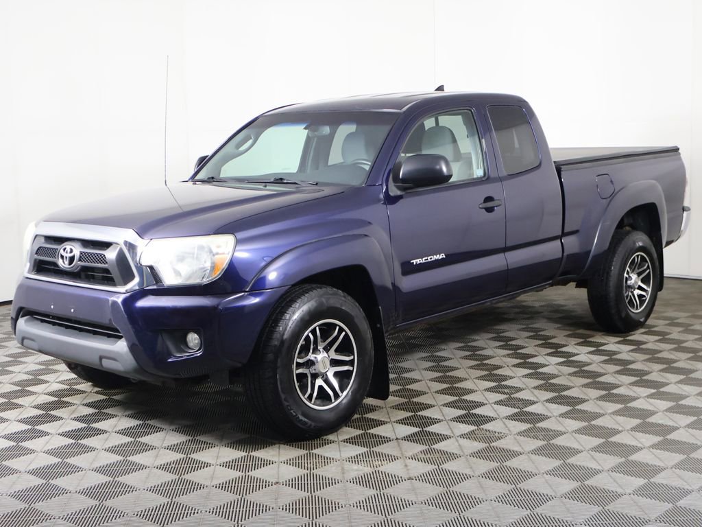 Used 2012 Toyota Tacoma 4x4 Access Cab V6 w/ SR5 Pkg image 5