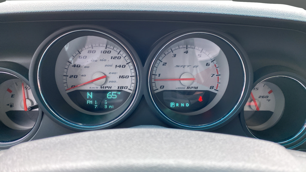 Used 2009 Dodge Challenger SRT8 w/ SRT Option Group II RWD image 17