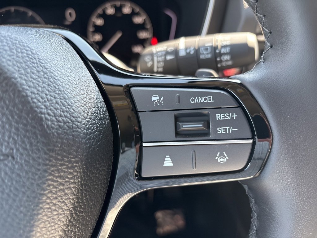 New 2025 Honda Pilot Touring image 27