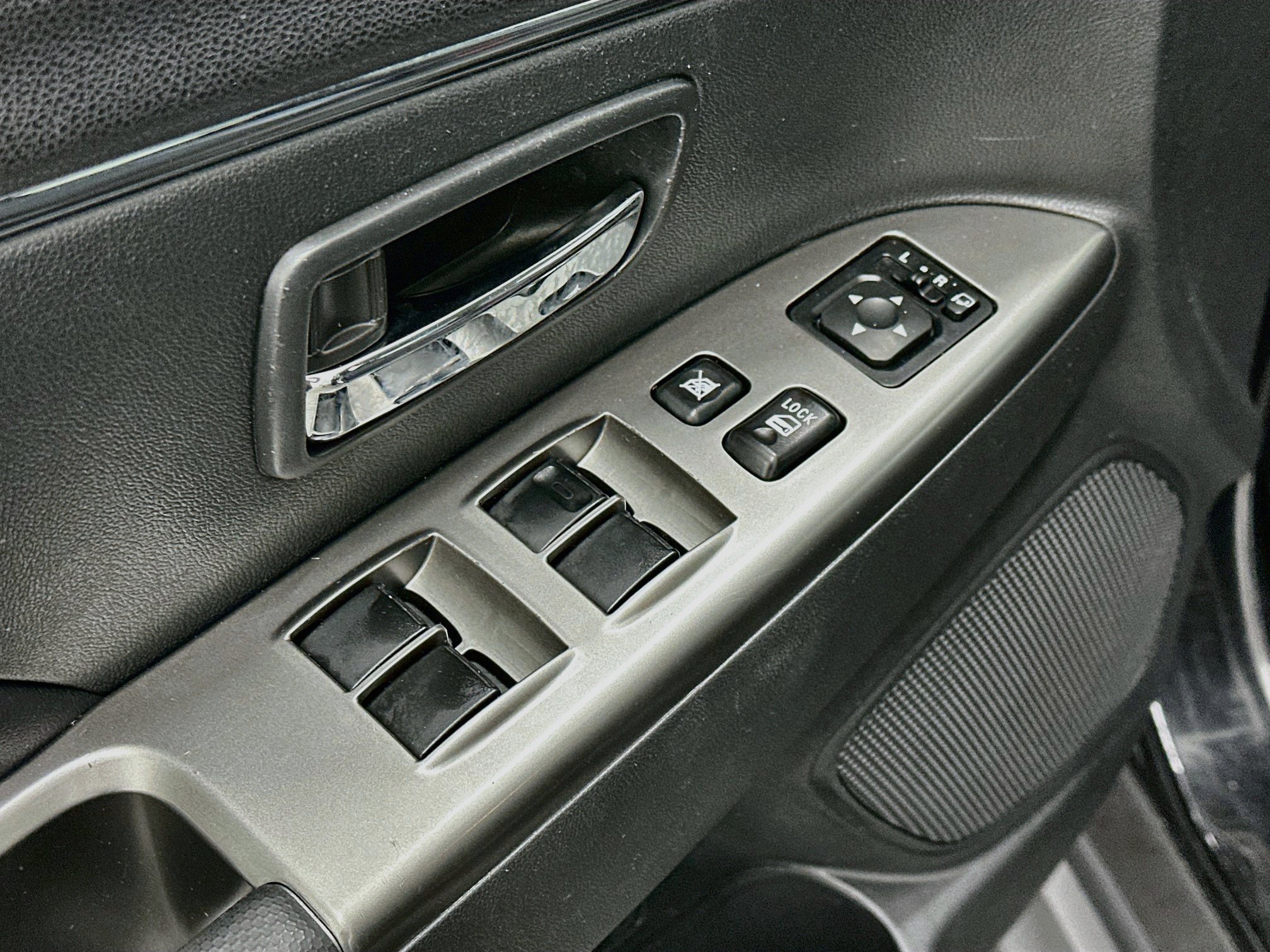 Used 2024 Mitsubishi Outlander Sport AWD image 15