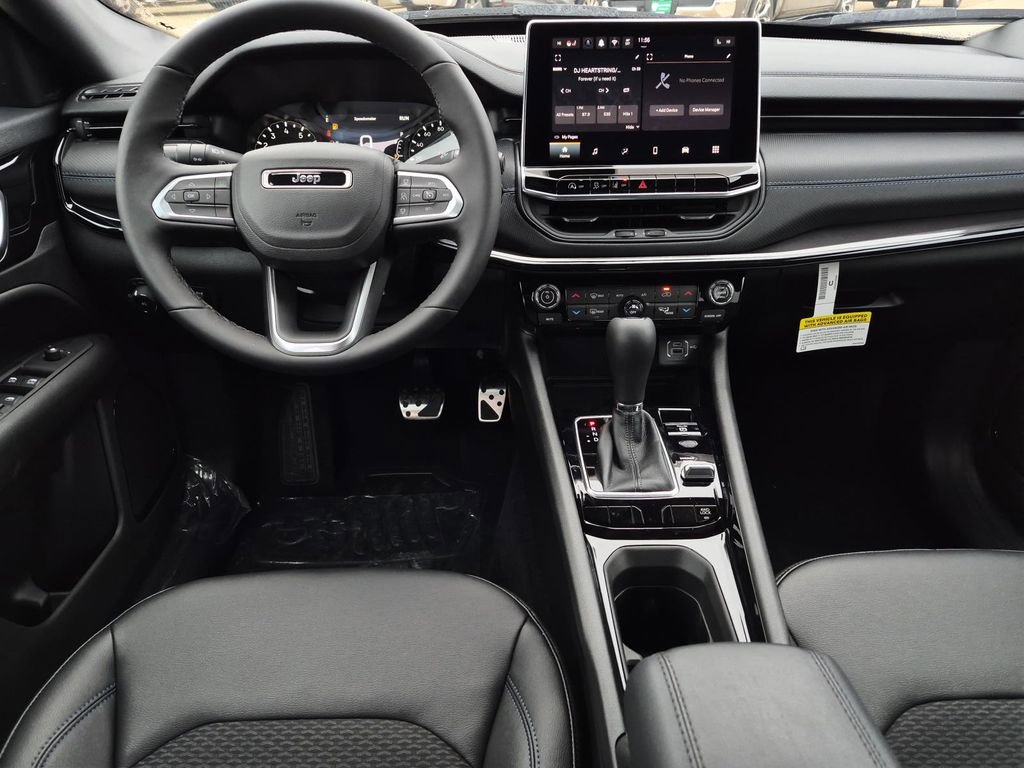 New 2026 Jeep Compass Latitude image 14