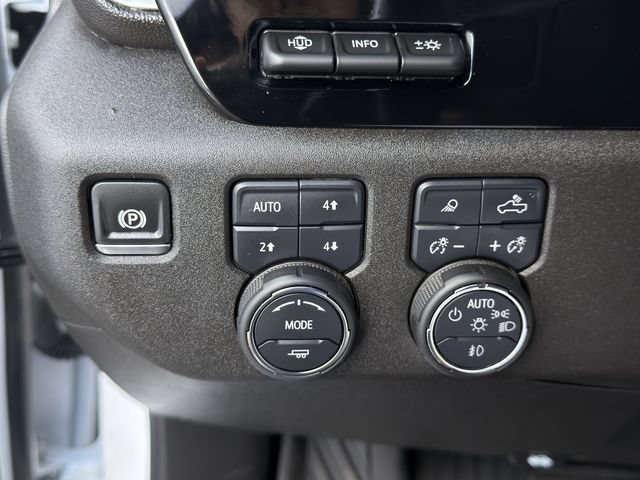 Certified 2024 Chevrolet Silverado 2500 High Country w/ Technology Package AWD/4WD image 27