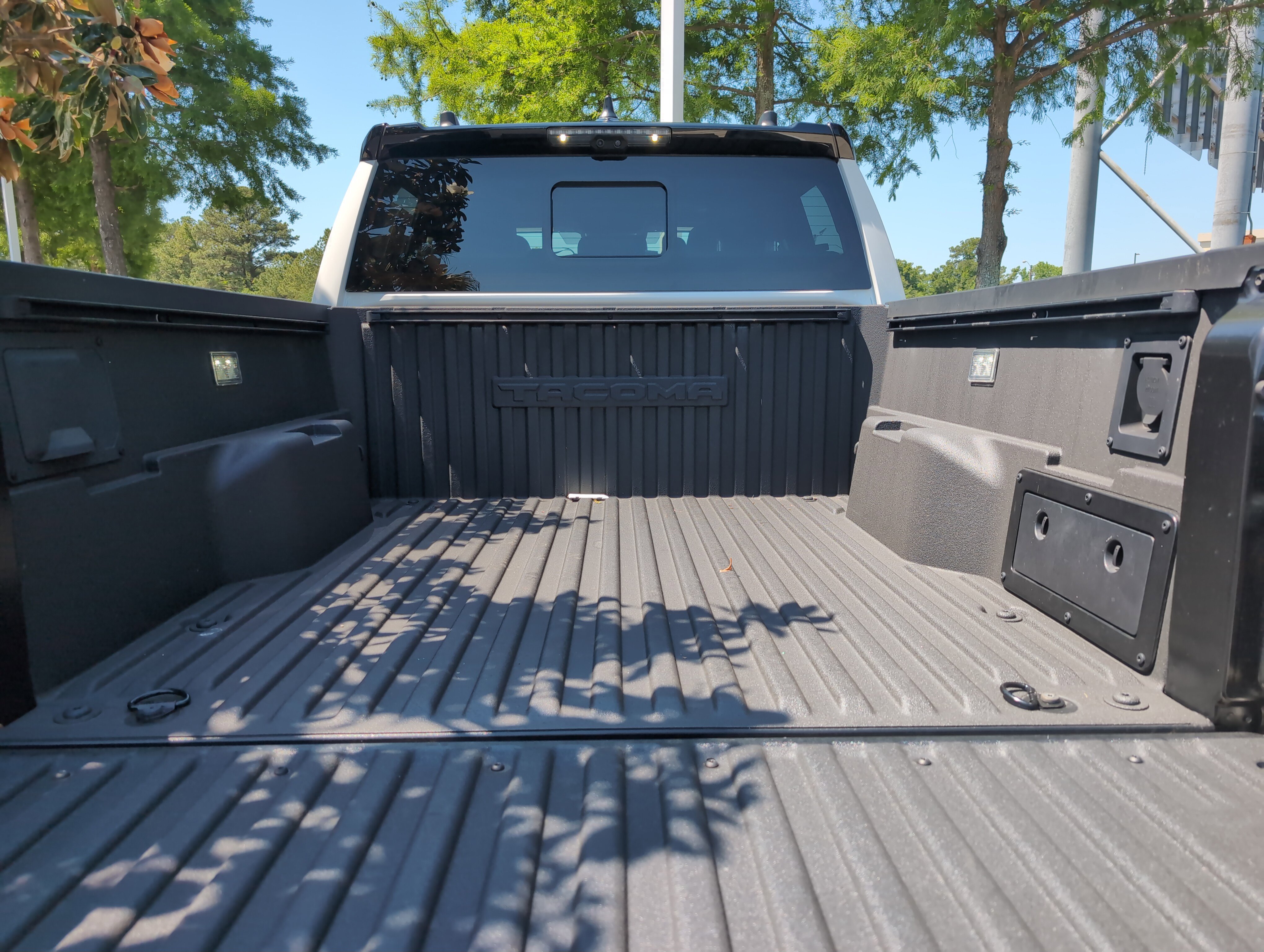 Certified 2025 Toyota Tacoma TRD Pro w/ Tow Tech Package AWD/4WD image 29