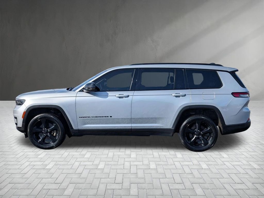 Used 2024 Jeep Grand Cherokee L Altitude image 6