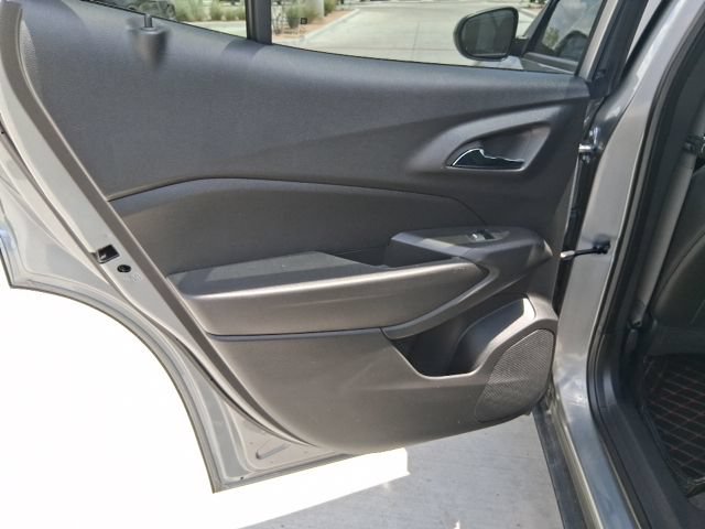 Used 2024 Chevrolet Trax RS w/ Driver Confidence Package FWD image 15
