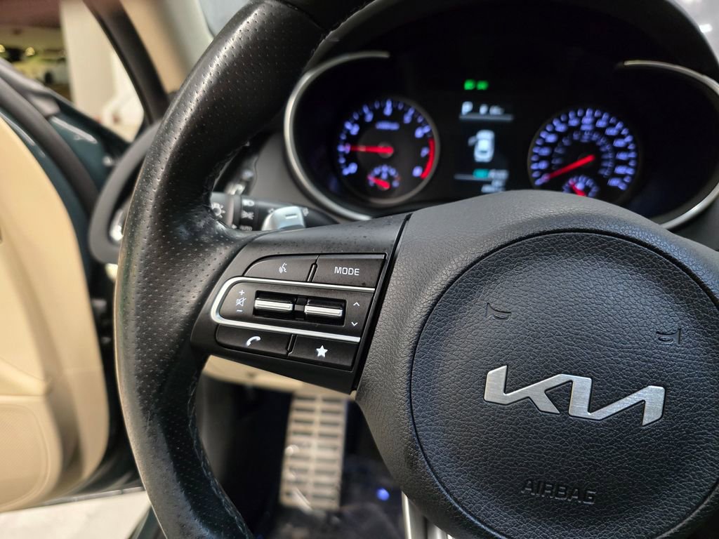 Used 2023 Kia Stinger GT-Line w/ Sun & Sound Package image 19