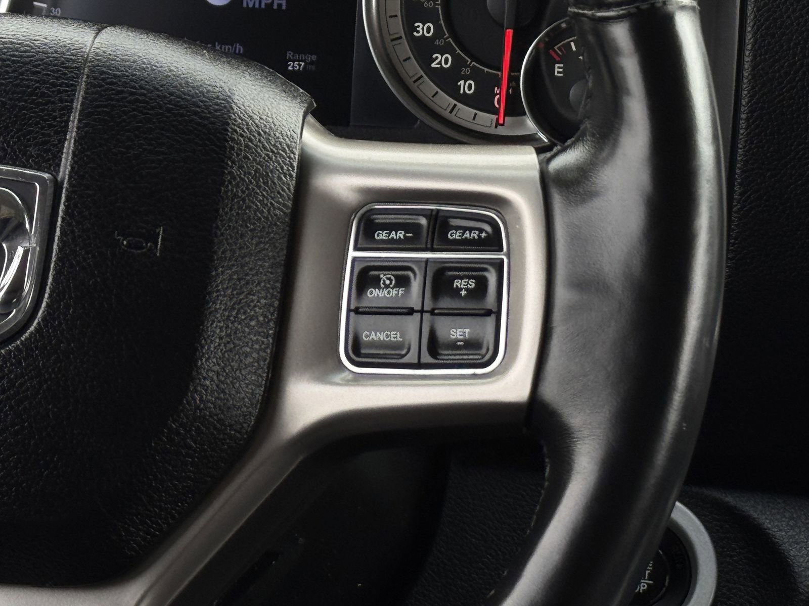 Used 2017 RAM 1500 Laramie w/ Convenience Group image 18