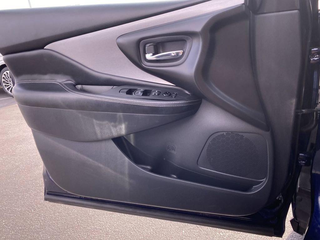 Used 2023 Nissan Murano S image 27