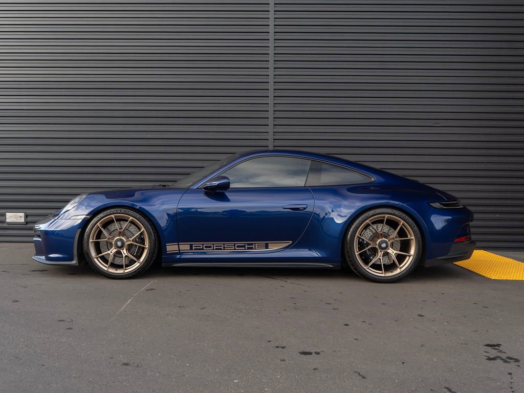 Used 2023 Porsche 911 GT3 image 2
