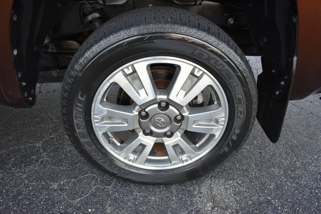 Used 2016 Toyota Tundra Platinum RWD image 31