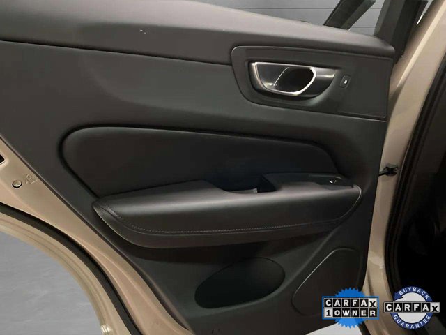 Used 2025 Volvo XC60 B5 Core image 89