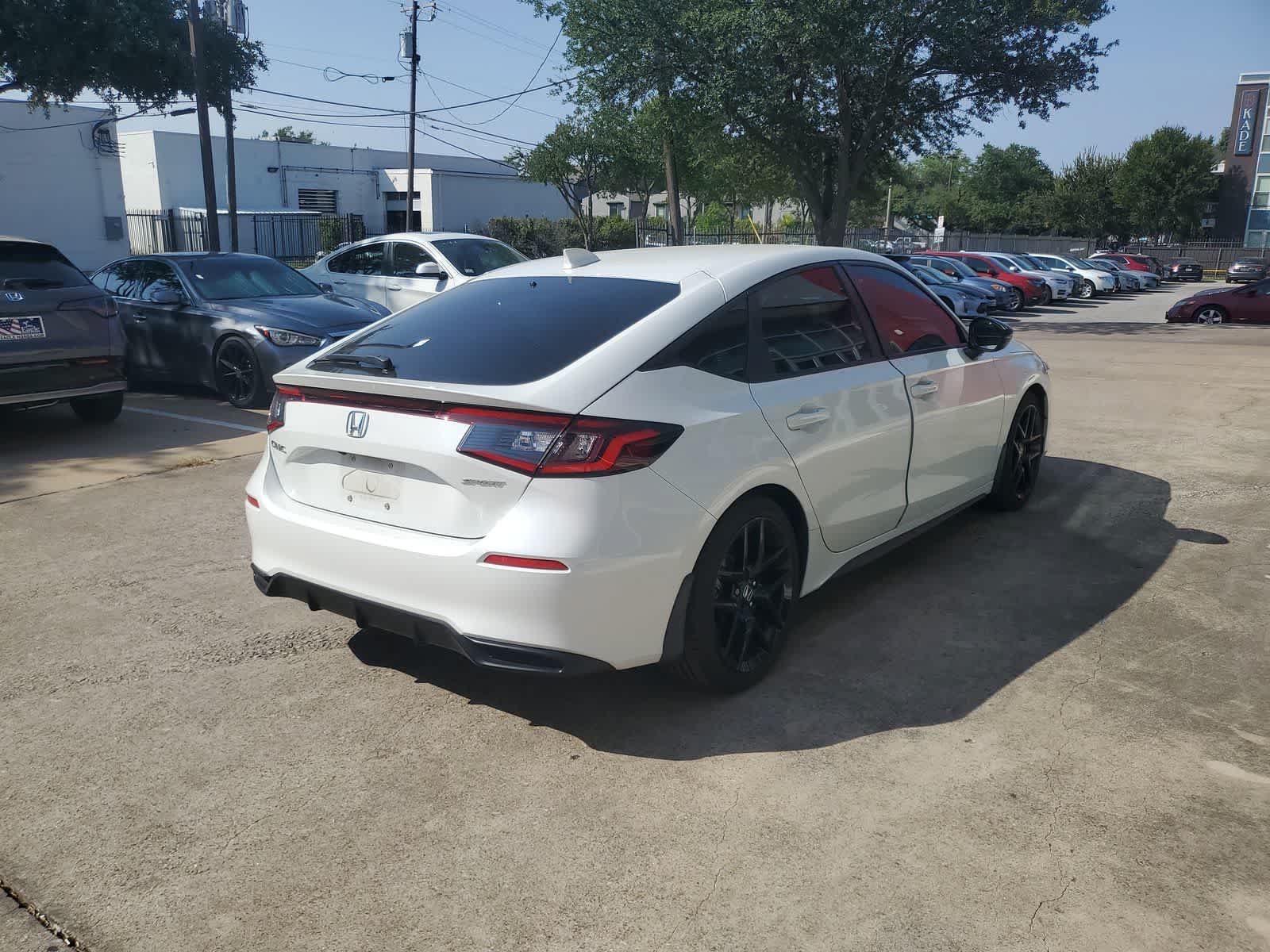Used 2024 Honda Civic Sport image 6