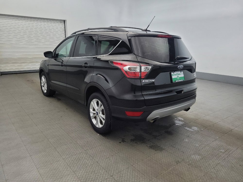 Used 2017 Ford Escape SE w/ Equipment Group 201A AWD/4WD image 5