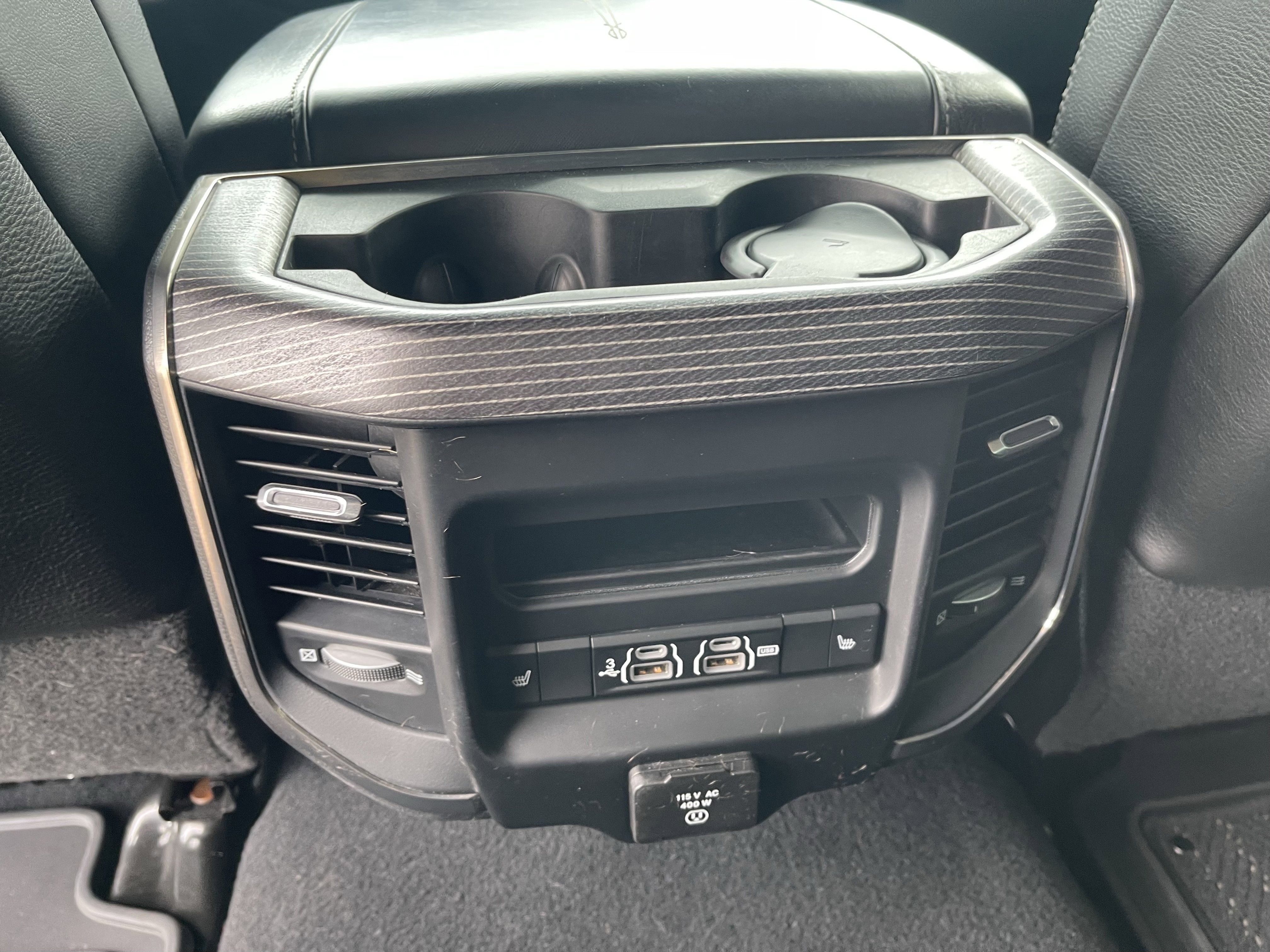 Used 2020 RAM 3500 Limited image 39