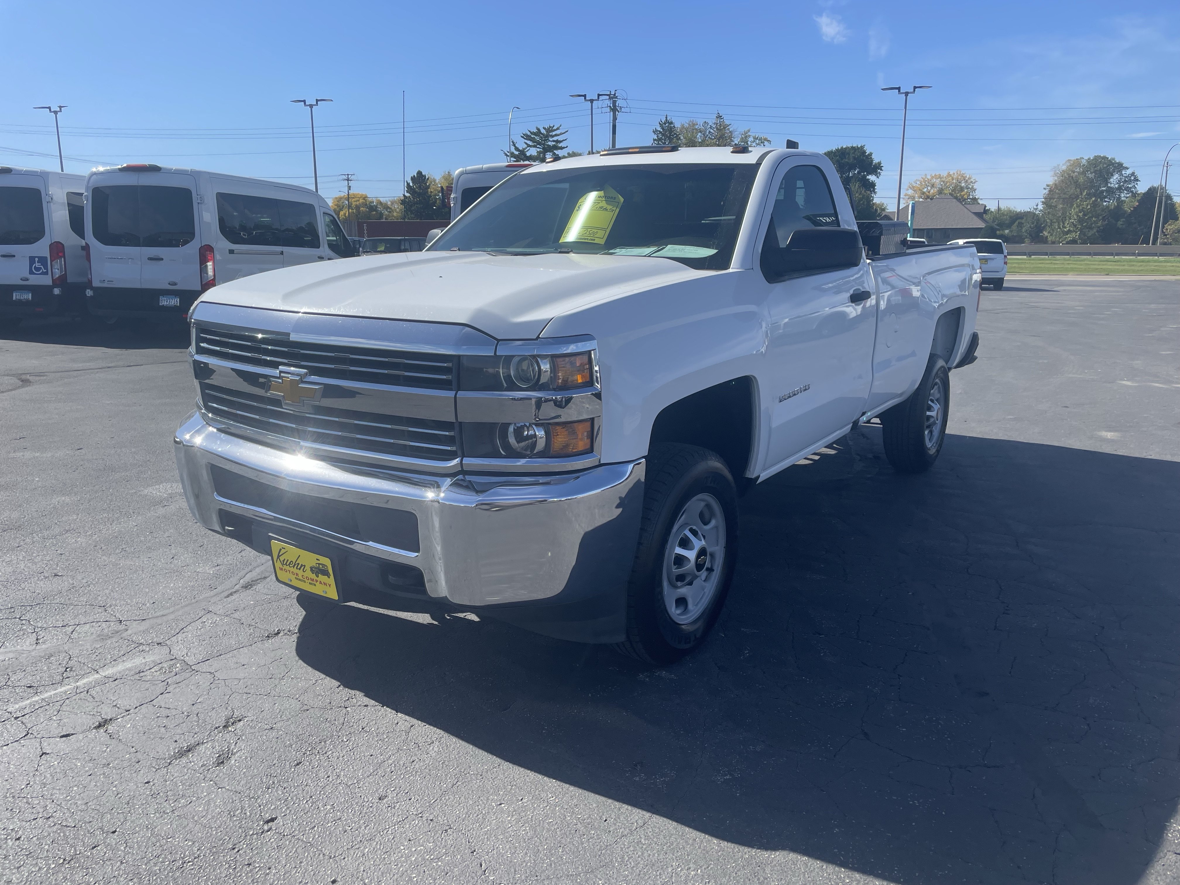 Used 2017 Chevrolet Silverado 2500 W/T w/ WT Convenience Package AWD/4WD image 4
