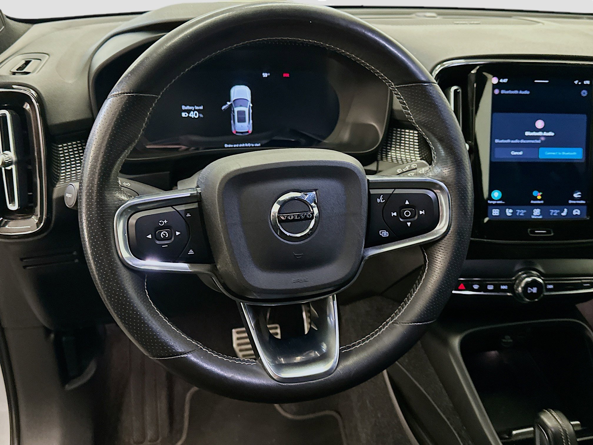 Used 2021 Volvo XC40 P8 Recharge image 18