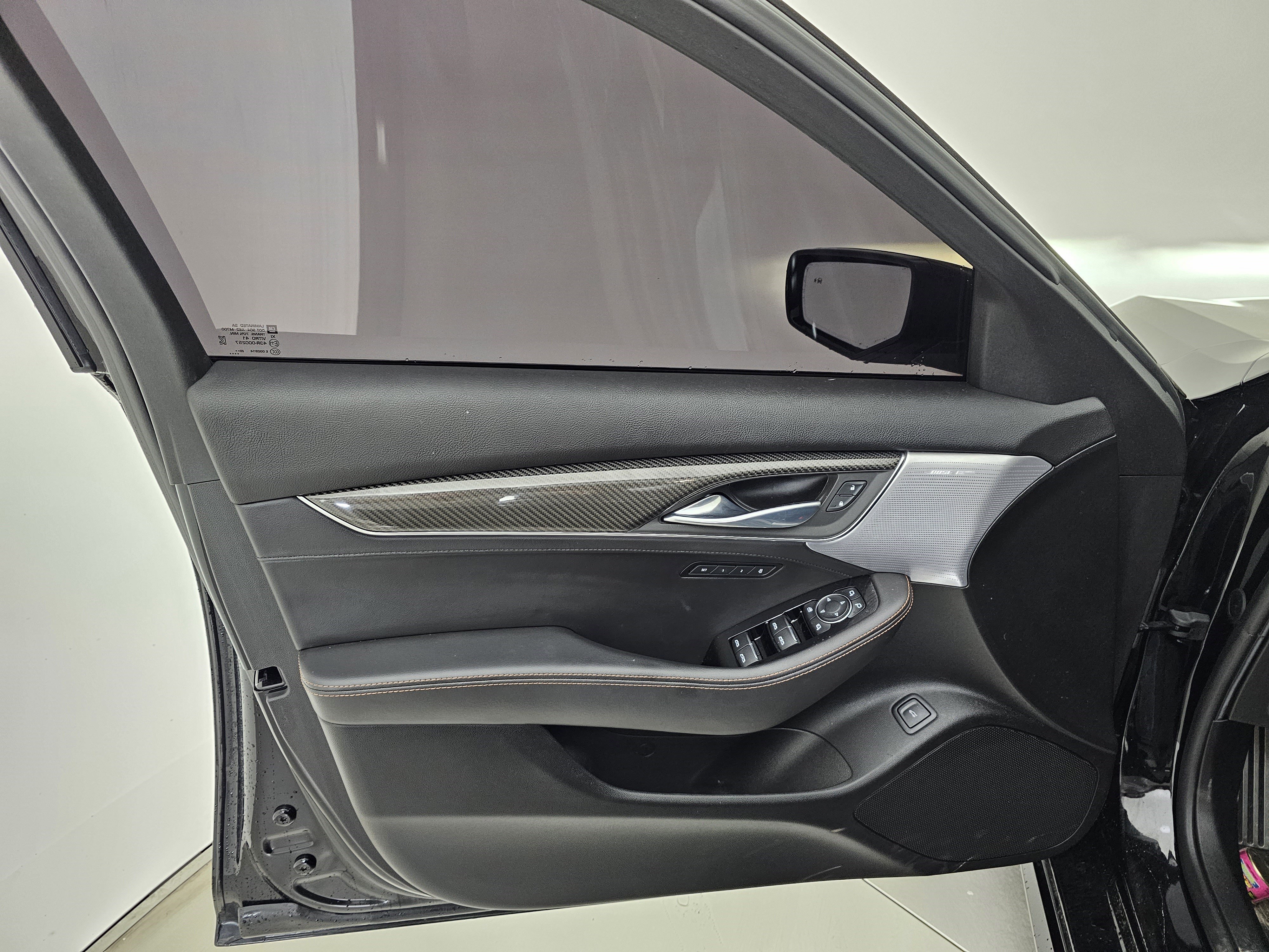 Used 2021 Cadillac CT5 V w/ Premium Package image 9