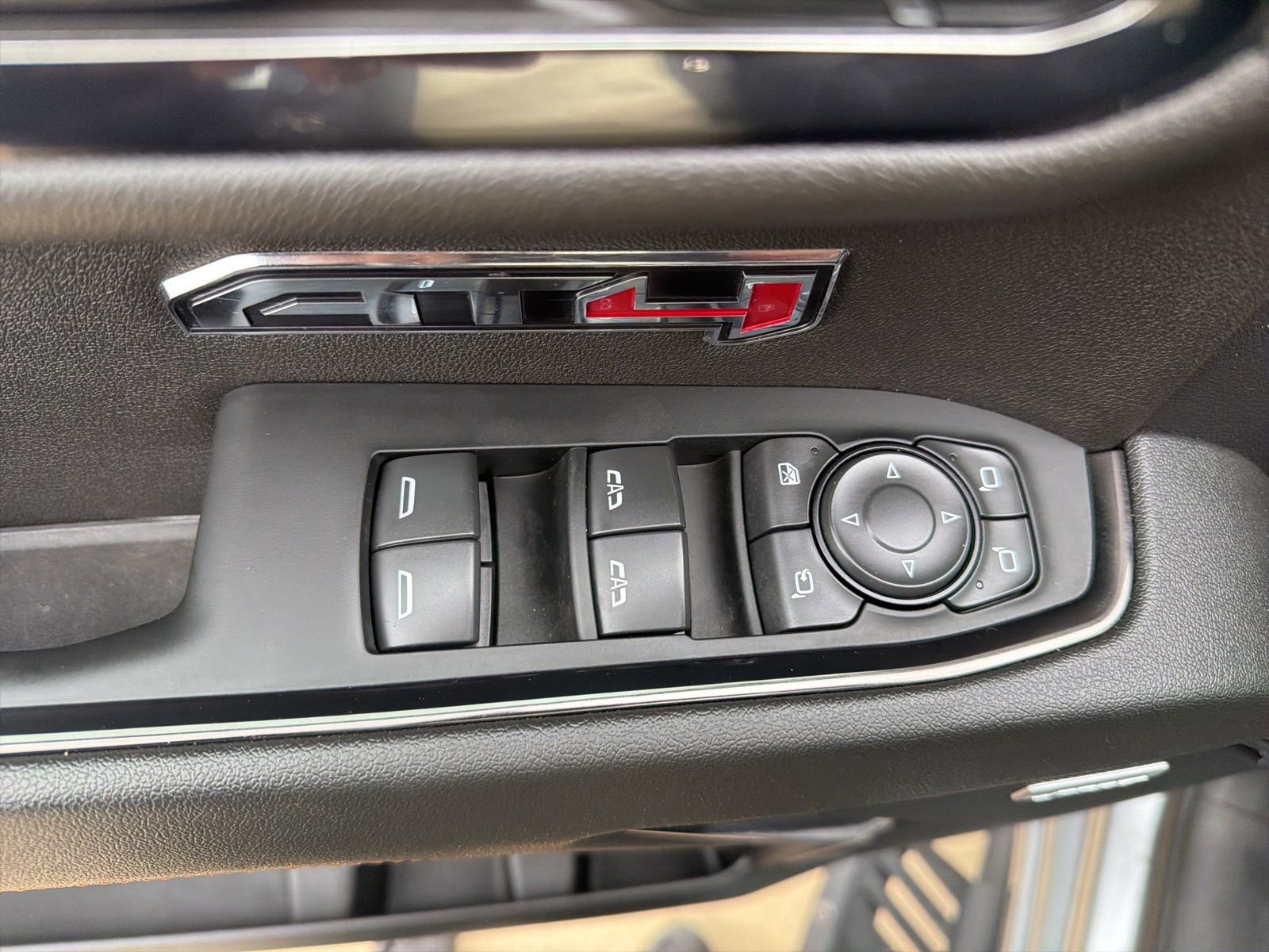 Used 2023 GMC Sierra 1500 AT4 w/ Technology Package image 16