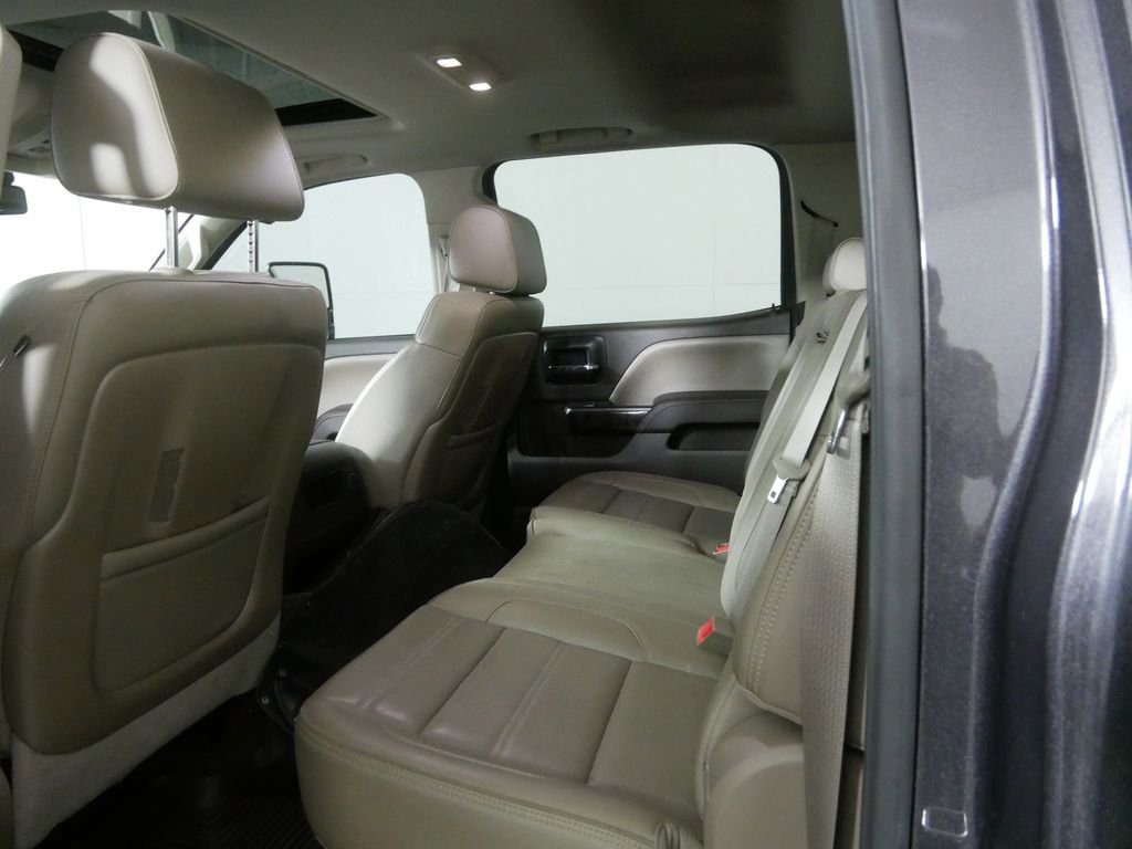 Used 2015 GMC Sierra 3500 Denali w/ Duramax Plus Package image 19