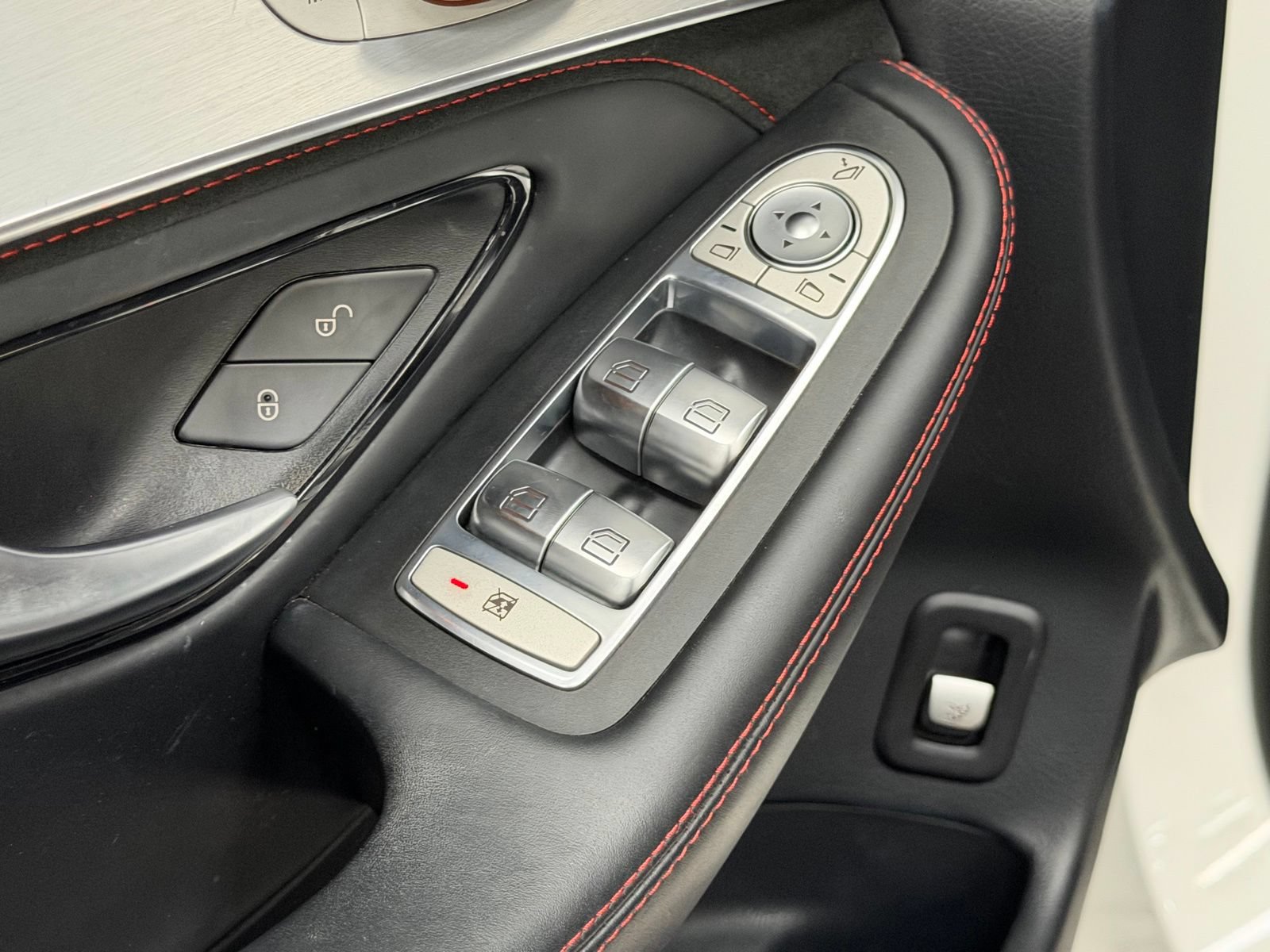 Used 2019 Mercedes-Benz GLC 63 AMG 4MATIC image 22