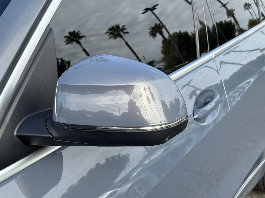 Used 2023 BMW X7 xDrive40i w/ Premium Package image 28