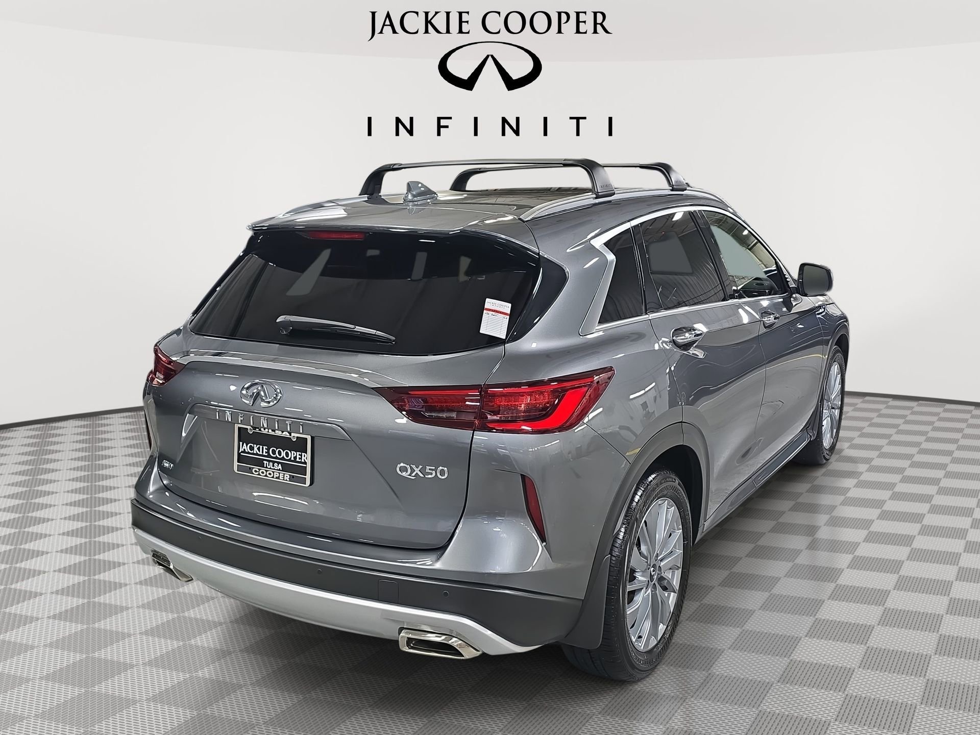 Used 2025 INFINITI QX50 Luxe image 5