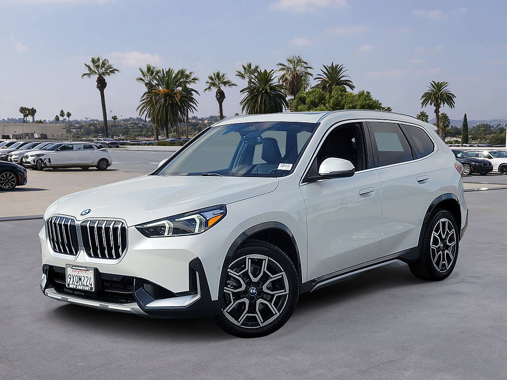 Used 2026 BMW X1 xDrive28i w/ Convenience Package AWD/4WD image 1